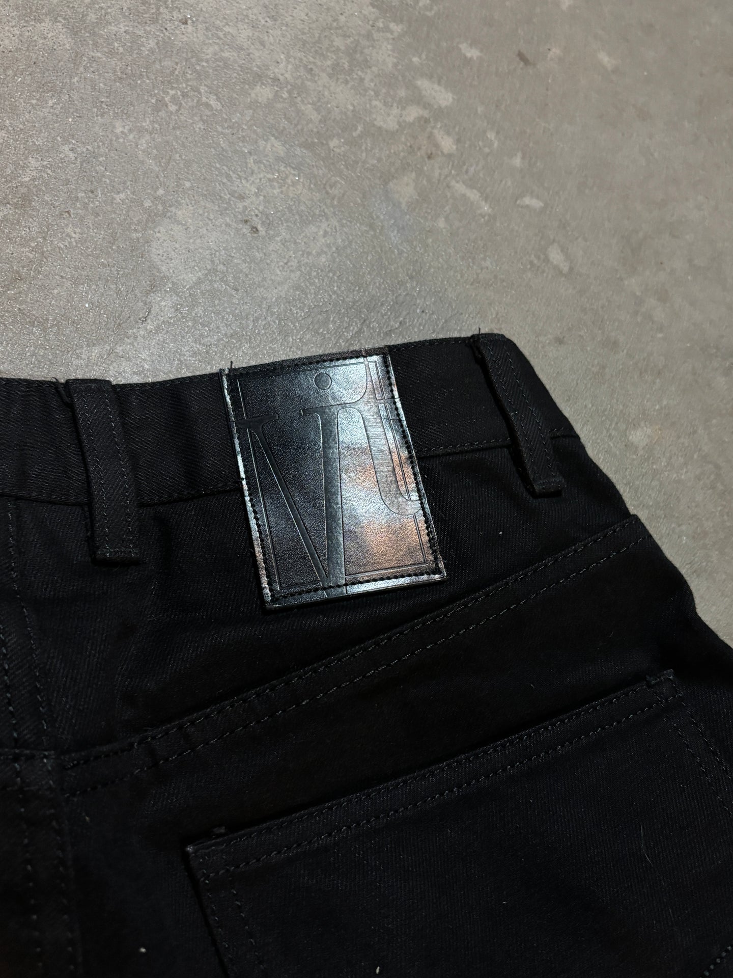 (INTEREST ORDER) Black Wide Leg Selvedge Denim Jeans